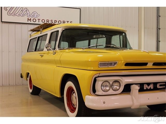 1963 GMC Suburban - photo 5