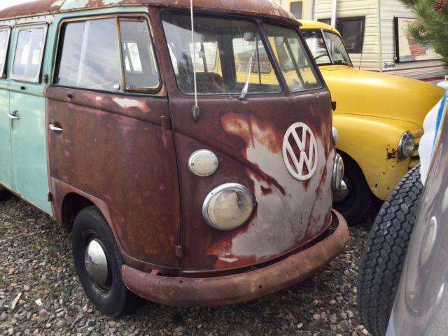 1963 Volkswagen Bus/Vanagon Split Window Double Door Panel - photo 3