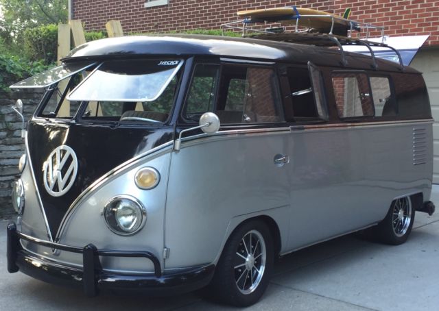 1963 VW Split Window Bus - Full Safari Window Kit 1963 Volkswagen Bus/Vanagon Deluxe