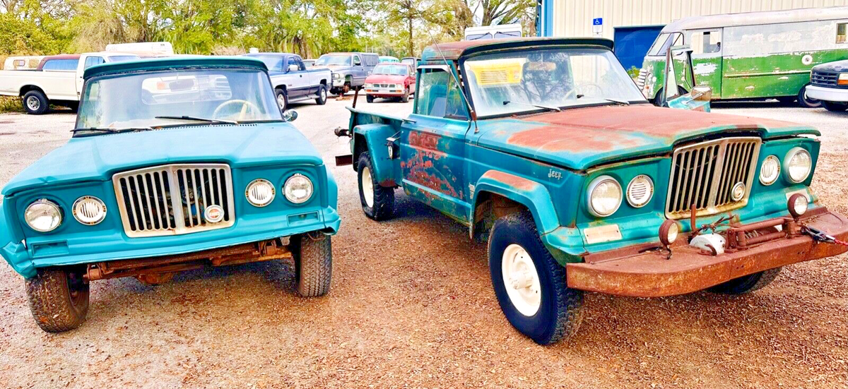 1963 X 2 Jeep J 300's 1 with a Factory winch & Dumper Body Both 4 x 4 1963 Jeep Cherokee 2 X J 300's JEEP Gladiators Factory Winch & Dump Body