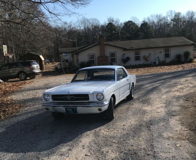 1964 1/2 (1965) Ford Mustang 1965 Ford Mustang