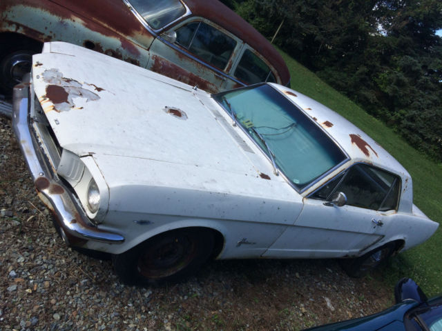1964 Ford Mustang - photo 2