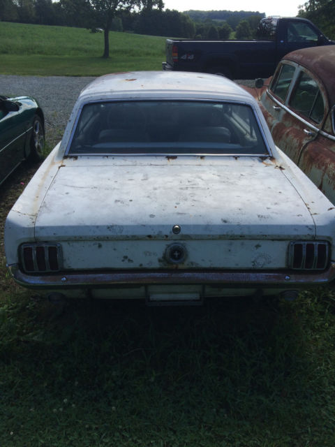1964 Ford Mustang - photo 3