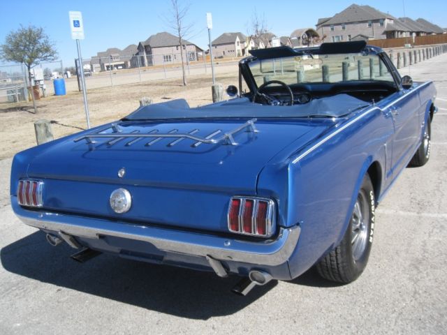 1965 Ford Mustang Convertible - photo 11
