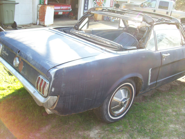 1964 Ford Mustang convertible - photo 3
