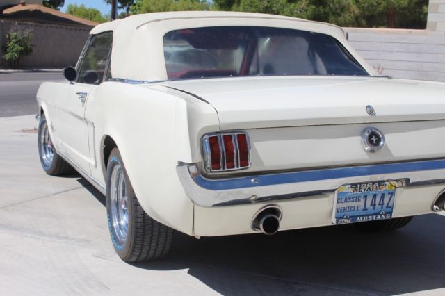 1965 Ford Mustang Convertible - photo 6