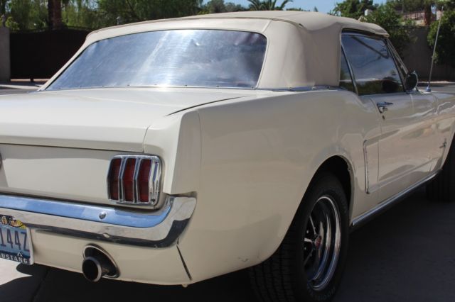 1965 Ford Mustang Convertible - photo 7