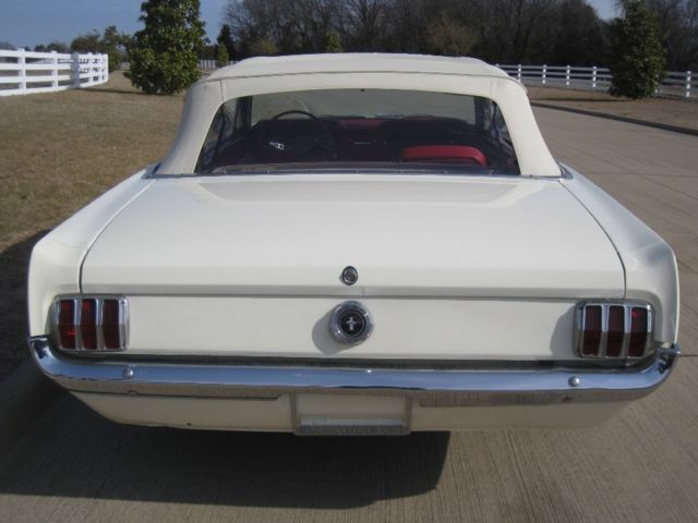 1965 Ford Mustang Convertible - photo 5