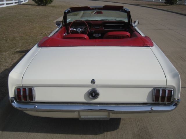 1965 Ford Mustang Convertible - photo 7
