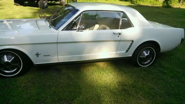 1964 1/2 matching number Ford Mustang 1964 Ford Mustang