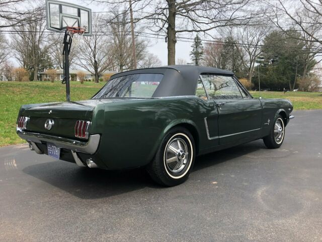 1965 Ford Mustang Convertible - photo 7