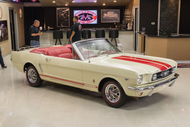 1965 Ford Mustang - photo 12
