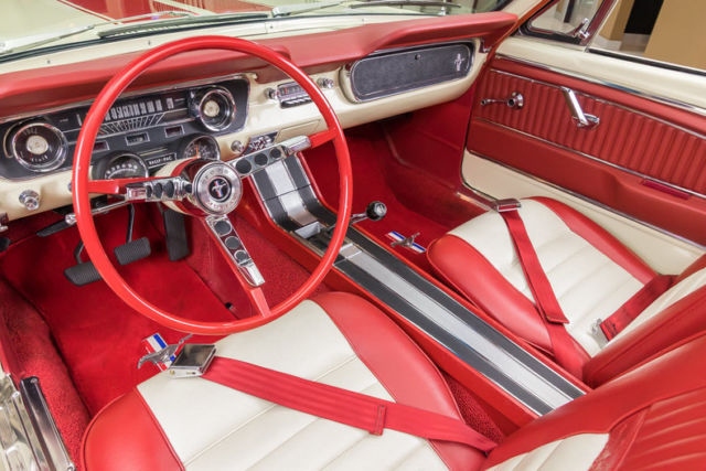 1965 Ford Mustang - photo 3