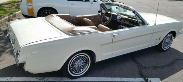 1965 Ford Mustang Convertible - photo 8