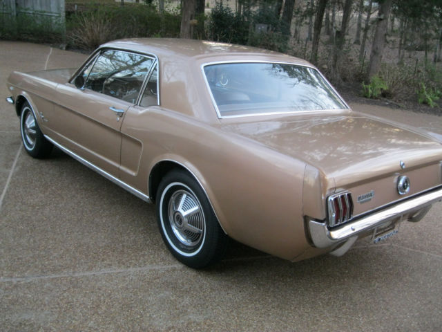 1965 Ford Mustang - photo 3