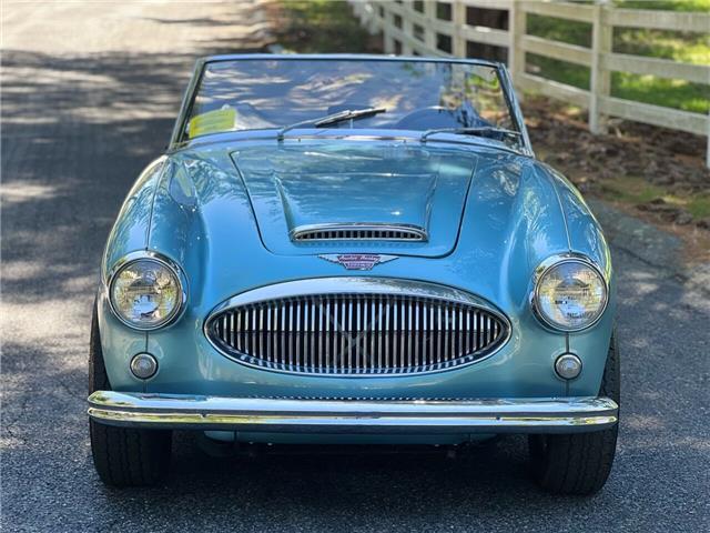 1964 Austin Healey 3000 BJ8 Convertible - photo 2
