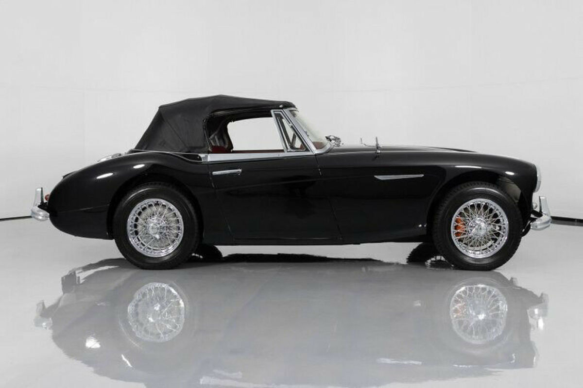 1964 Austin Healey 3000 Correct Black / Red Car - photo 12