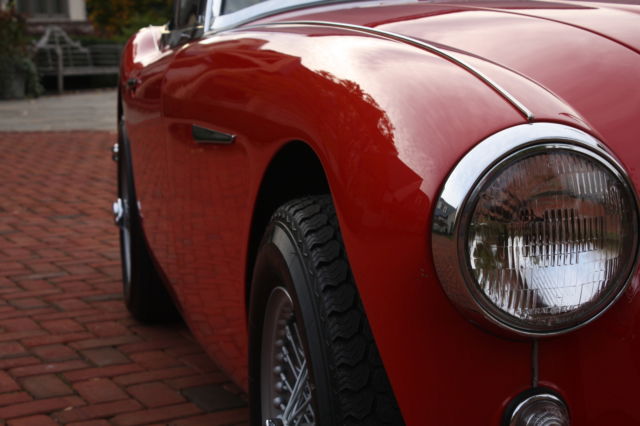 1964 Austin Healey 3000 MK II Convertible - photo 10