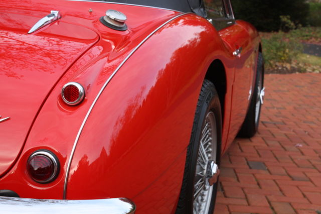 1964 Austin Healey 3000 MK II Convertible - photo 12