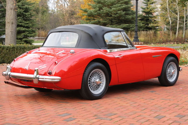 1964 Austin Healey 3000 MK II Convertible - photo 3