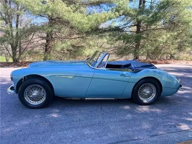 1964 Austin Healey BJ8 Convertible - photo 5