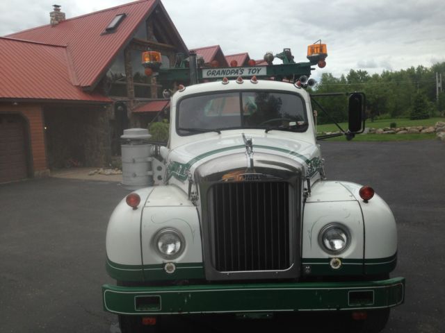 1964 Other Makes B67T MACK WHITE AND GREEN - photo 10