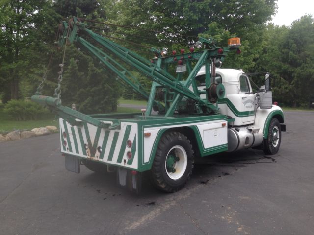 1964 Other Makes B67T MACK WHITE AND GREEN - photo 4