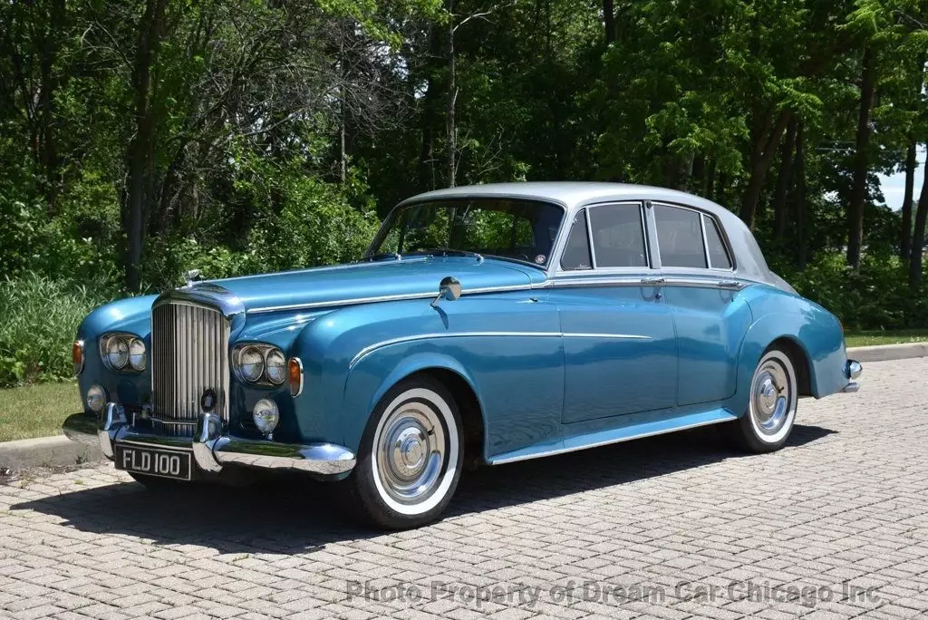 1964 Bentley S3 Sedan ... Stunning color combination ... Right hand drive 1964 Bentley S3