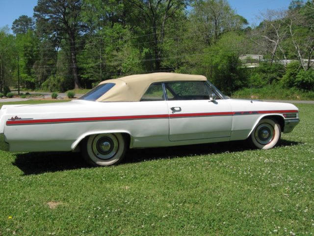 1964 Buick LeSabre Convertible - photo 2