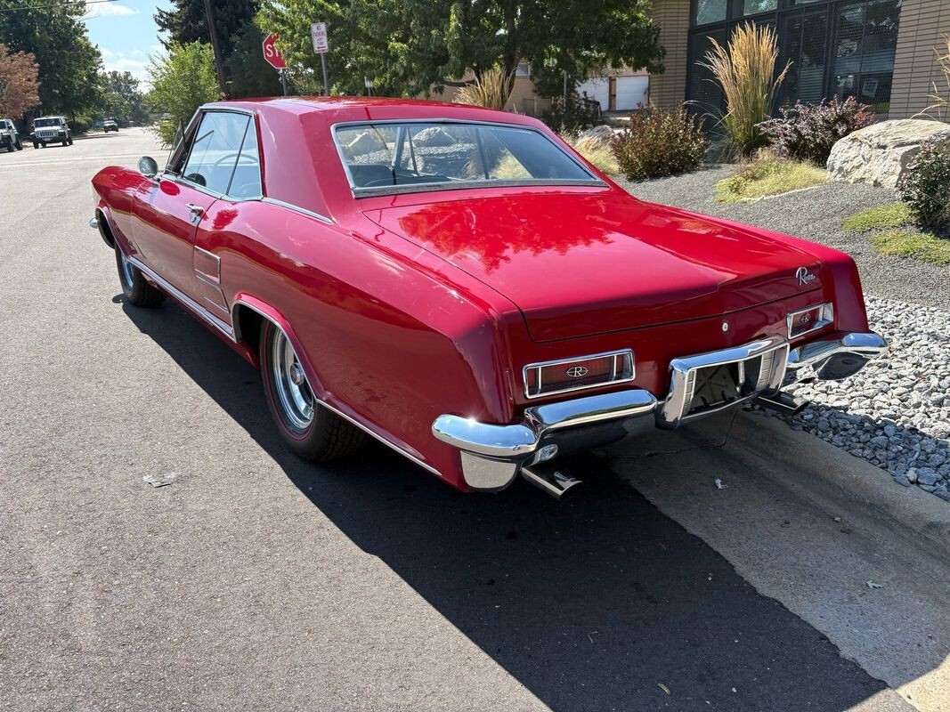 1964 Buick Rivera very clean amd stock - photo 4