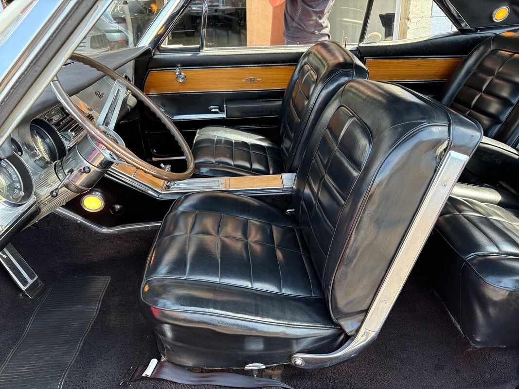 1964 Buick Rivera very clean amd stock - photo 8