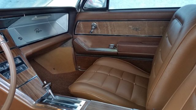 1964 Buick Riviera Wood console, doors - photo 6