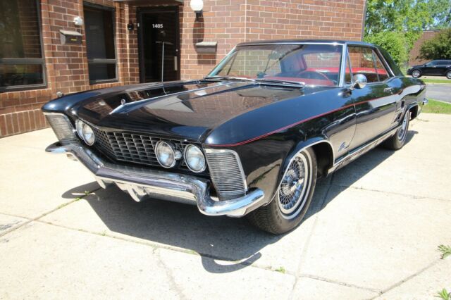 1964 Buick Riviera - Factory Black/Red - photo 2