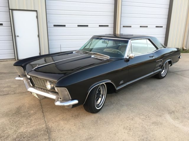 1964 Buick Riviera - Black/Silver - 425ci Wildcat 465 V8 Auto PS PB PW Sunroof 1964 Buick Riviera