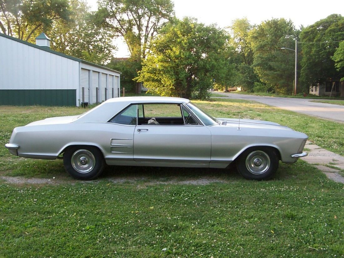 1964 Buick Riviera hardtop - photo 5