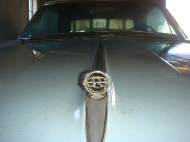 1964 Buick Riviera Luxury Hardtop 2-Door - photo 4