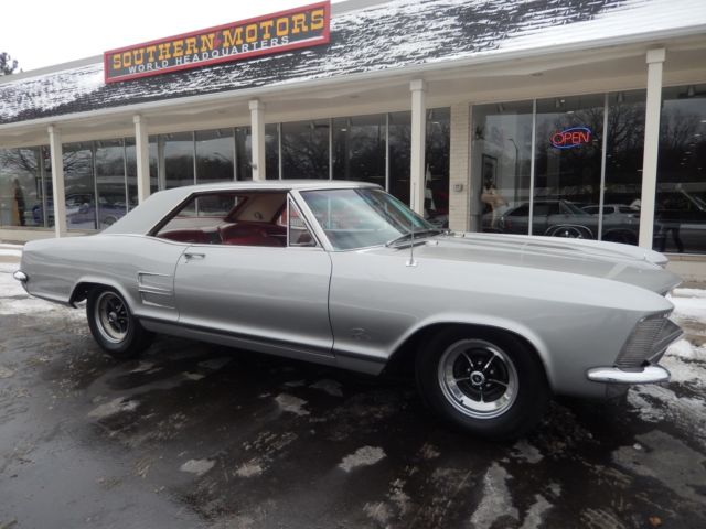 1964 Buick Riviera Silver Cloud match#s 465 Wildcat 1964 Buick Riviera