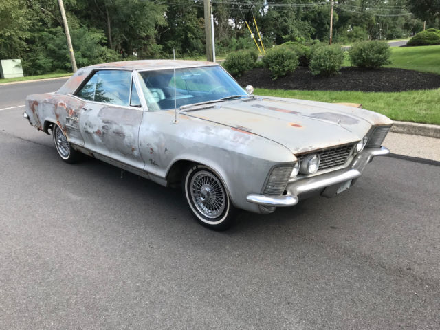 1964 Buick Riviera very nice color combination rebuilt engine and transmission 1964 Buick Riviera