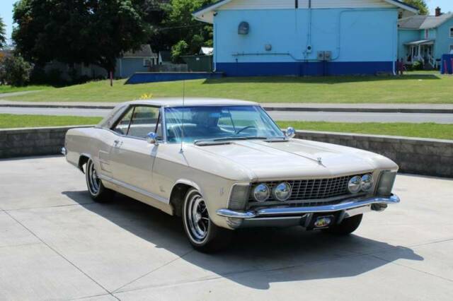 1964 Buick Riviera coupe - photo 2