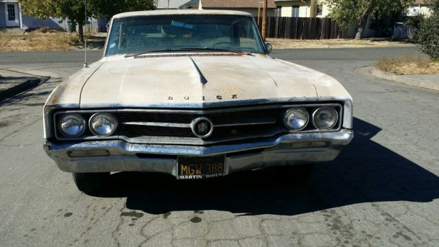 1964 Buick Wildcat 4 door coupe 1964 Buick Wildcat