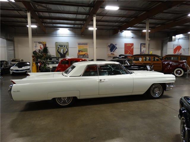 1964 Cadillac Coupe de Ville - photo 4
