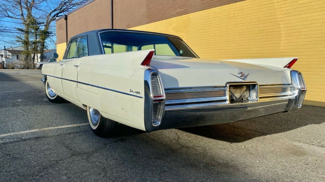 1964 Cadillac DeVille 4-Door Sedan - photo 6