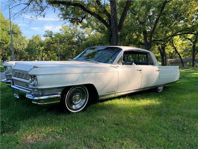 1964 Cadillac Fleetwood. 16,594 miles - photo 3