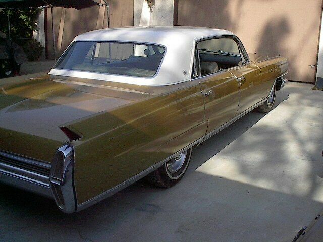 1964 Cadillac Fleetwood 4 Door Hardtop - photo 3