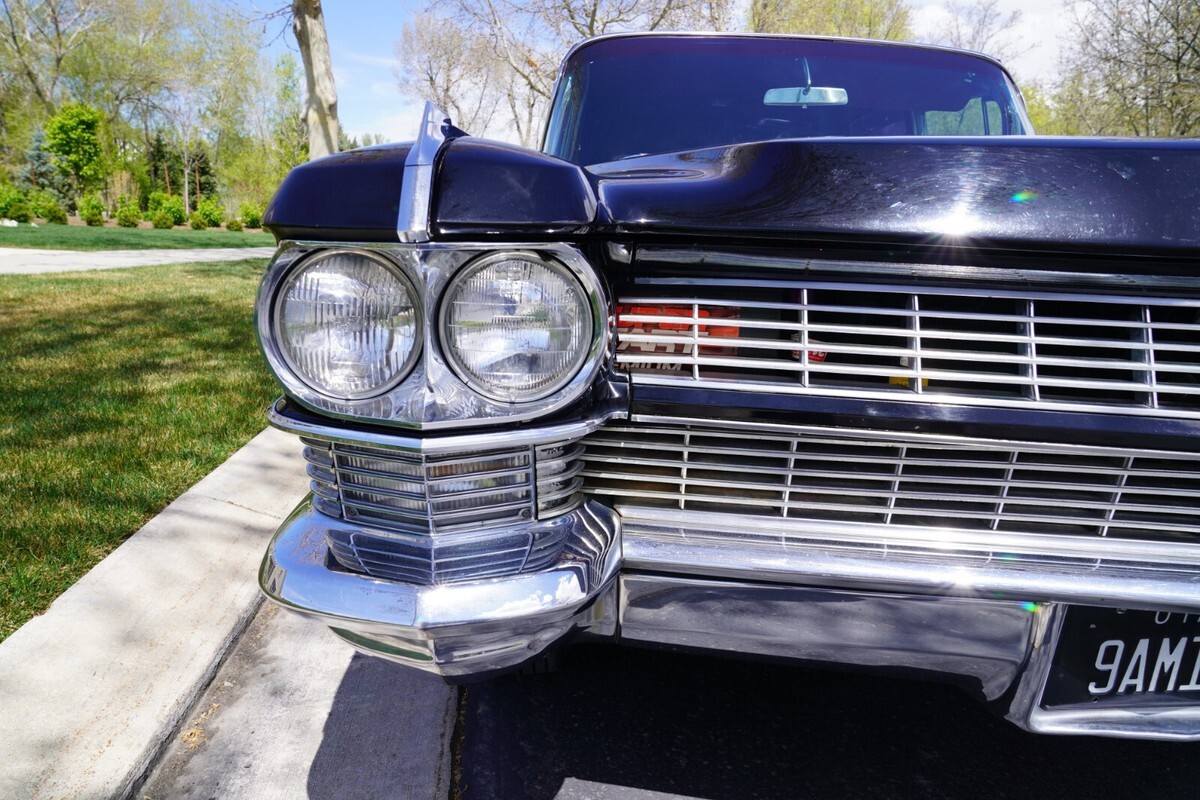 1964 Cadillac F75 Limousine - photo 10