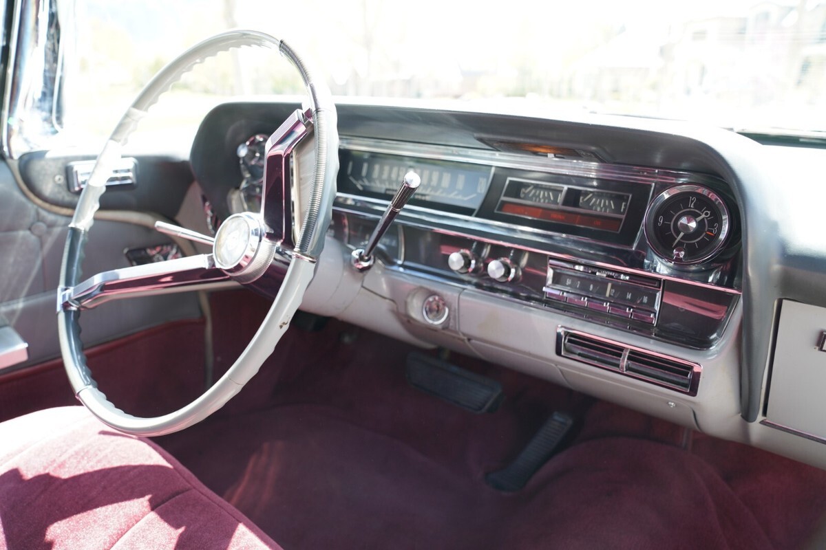 1964 Cadillac F75 Limousine - photo 12