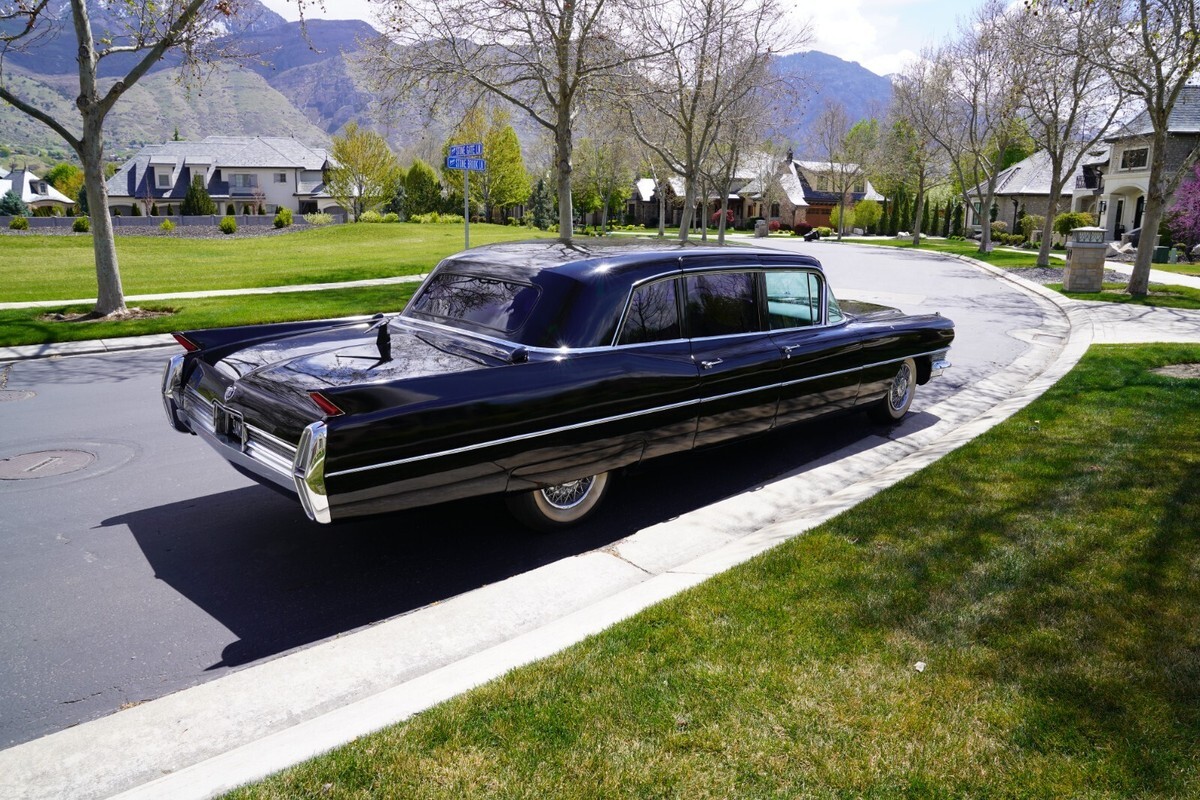 1964 Cadillac F75 Limousine - photo 3