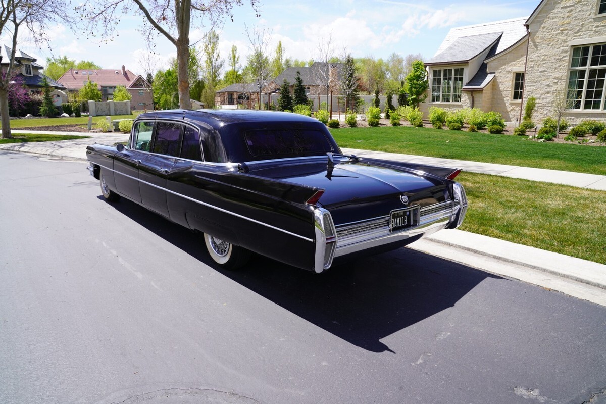 1964 Cadillac F75 Limousine - photo 5