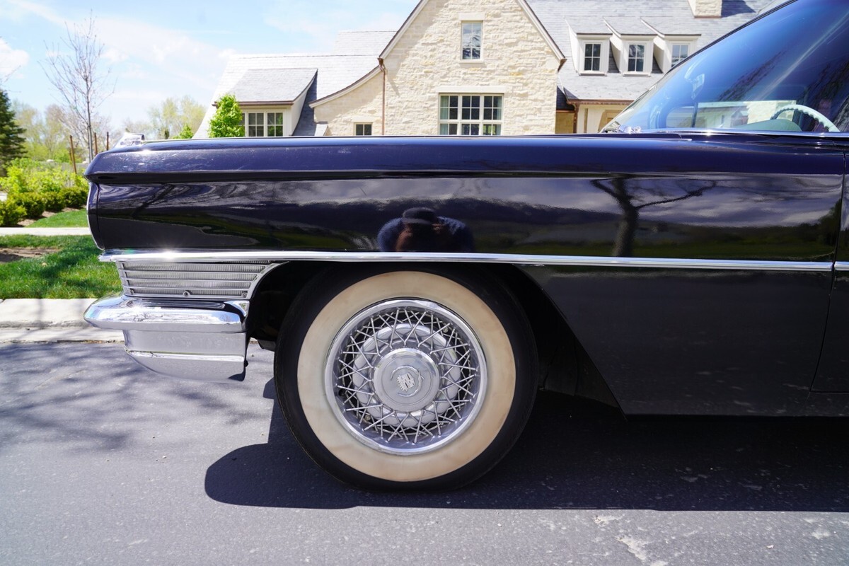 1964 Cadillac F75 Limousine - photo 9