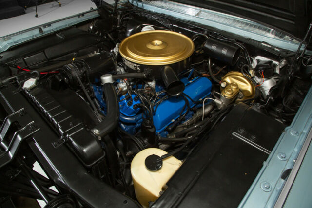 1964 Cadillac Series 62 Convertible, Firemist Blue/White, 429/340hp, Autom - photo 4